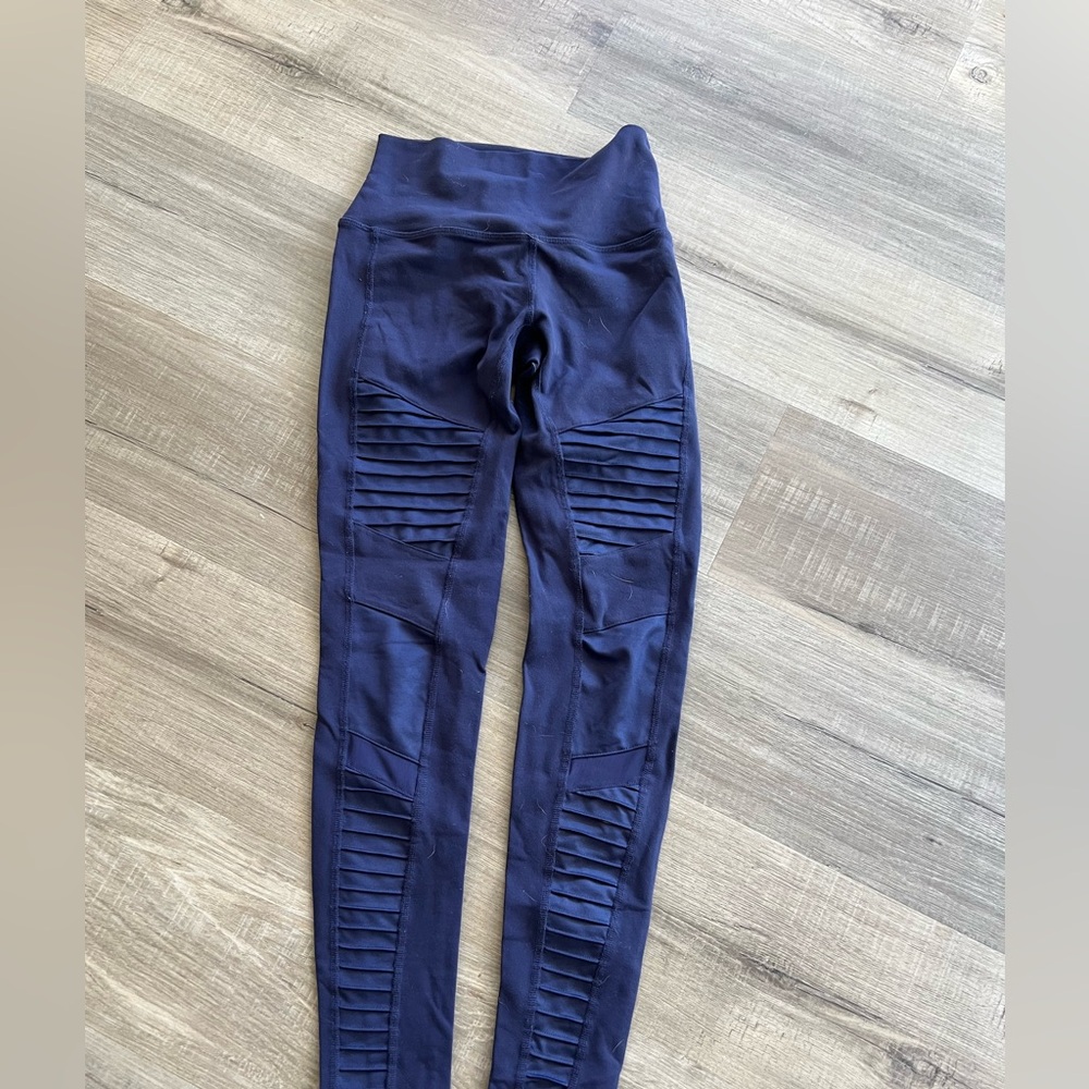 ALO Yoga navy blue moto Leggings